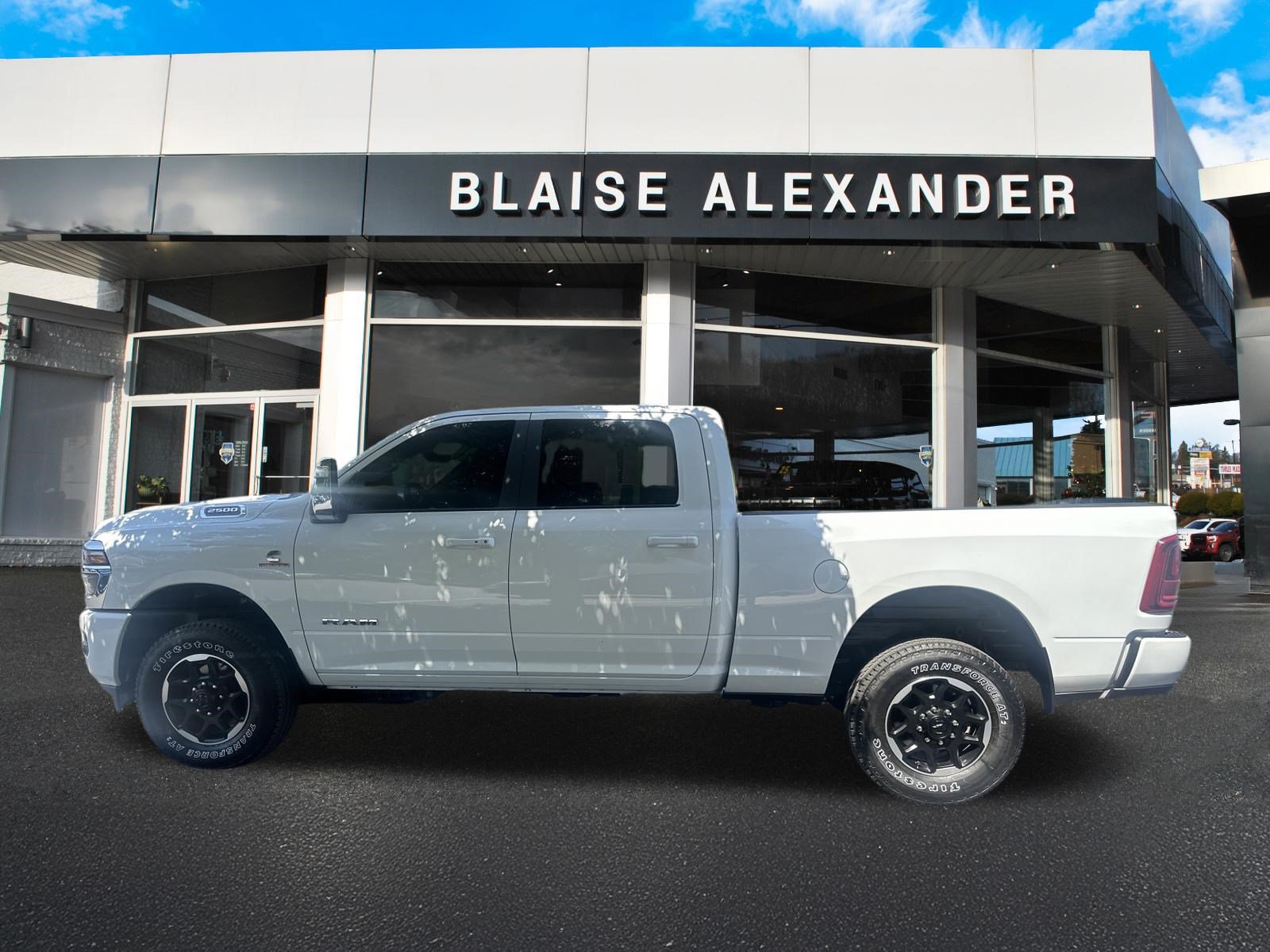 Used 2026 RAM 2500 Laramie AWD/4WD image 8