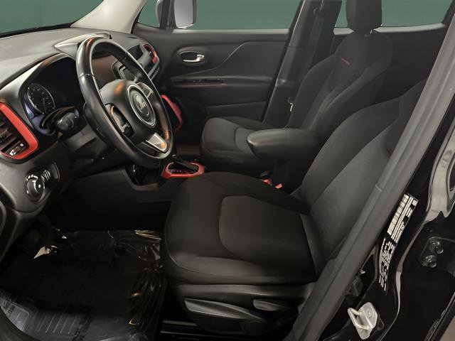 Used 2015 Jeep Renegade Trailhawk w/ Safety & Security Group I image 11