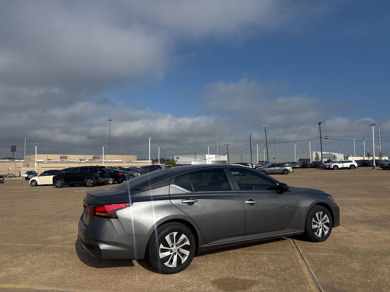 Certified 2025 Nissan Altima 2.5 S image 24