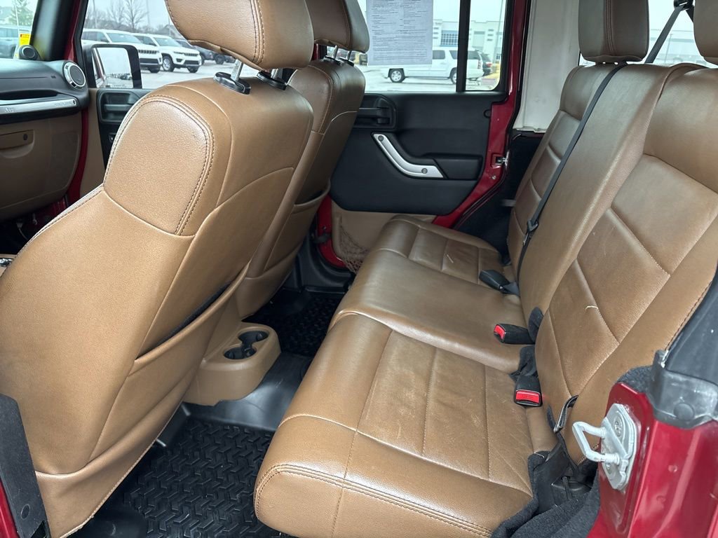 Used 2012 Jeep Wrangler Unlimited Sahara w/ Dual Top Group image 9