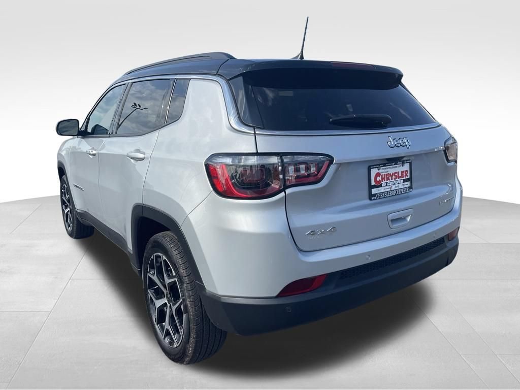 Used 2025 Jeep Compass Limited AWD/4WD image 14
