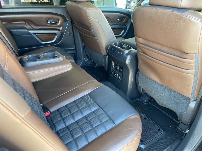 Used 2016 Nissan Titan Platinum Reserve image 43