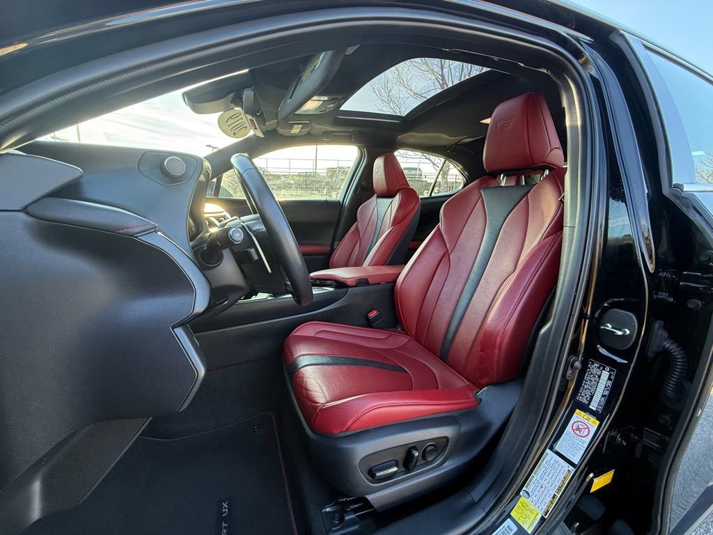 Used 2019 Lexus UX 250h F Sport w/ F Sport Premium Package image 20