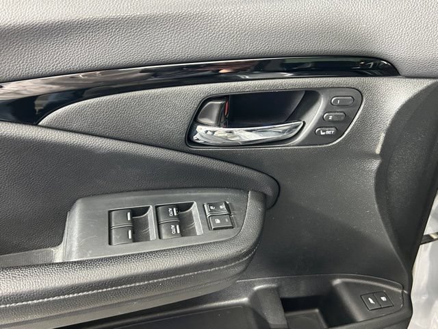 Used 2016 Honda Pilot Elite image 20