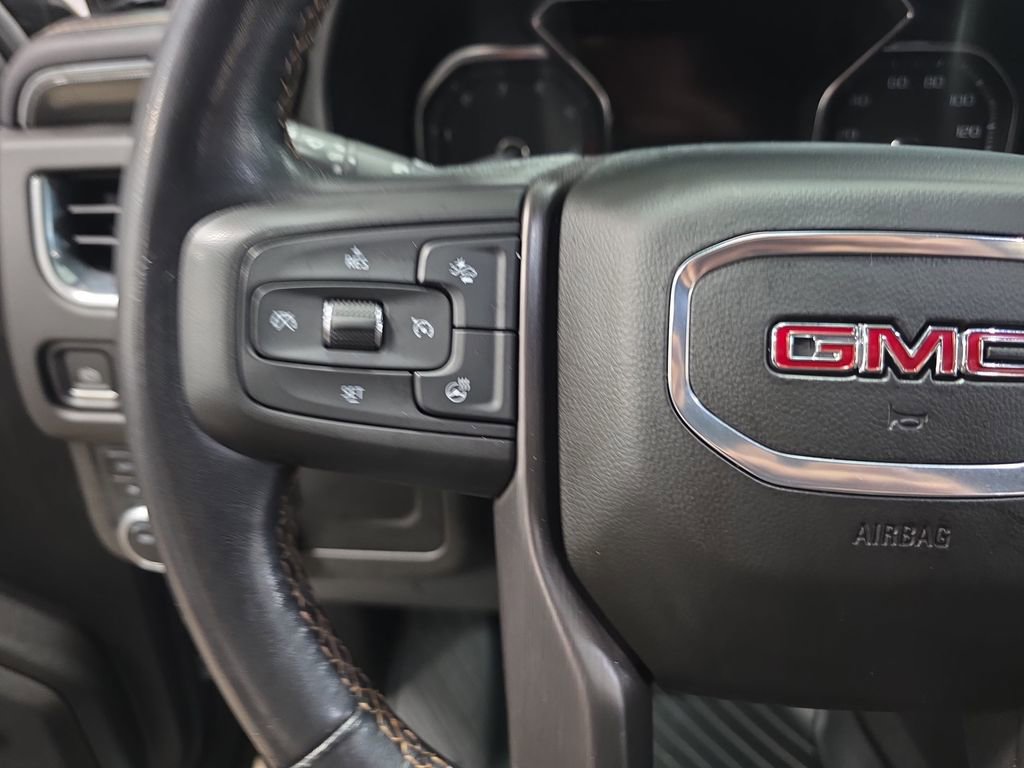 Used 2021 GMC Yukon XL AT4 image 18