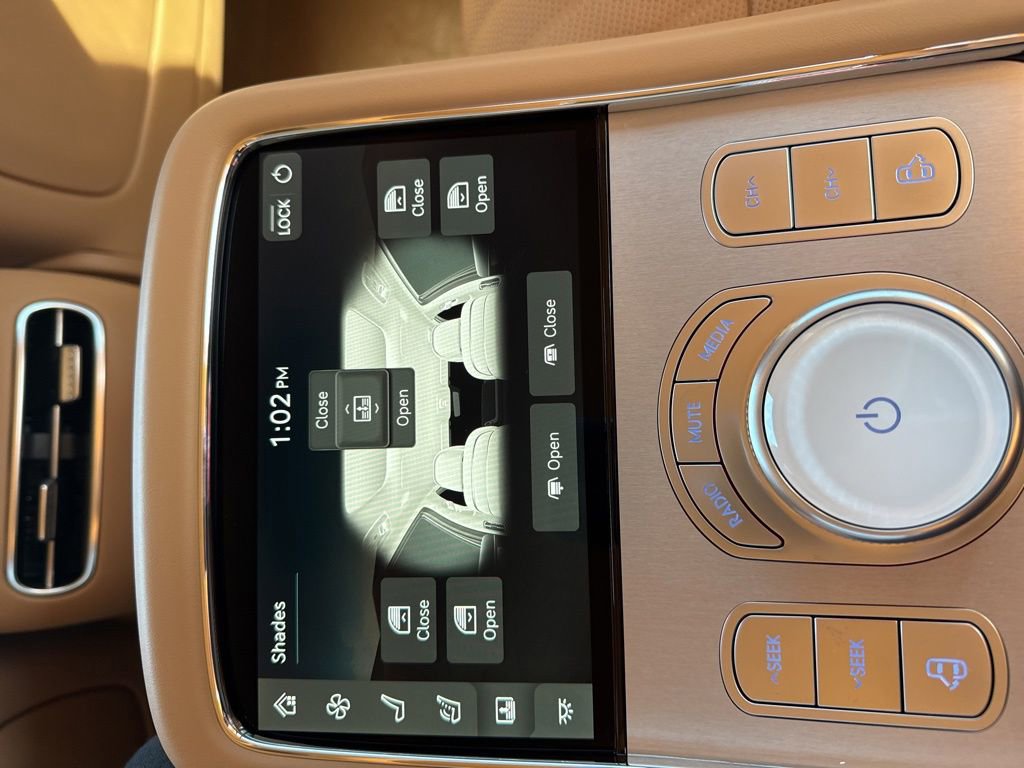 New 2026 Genesis G90 3.5T image 19