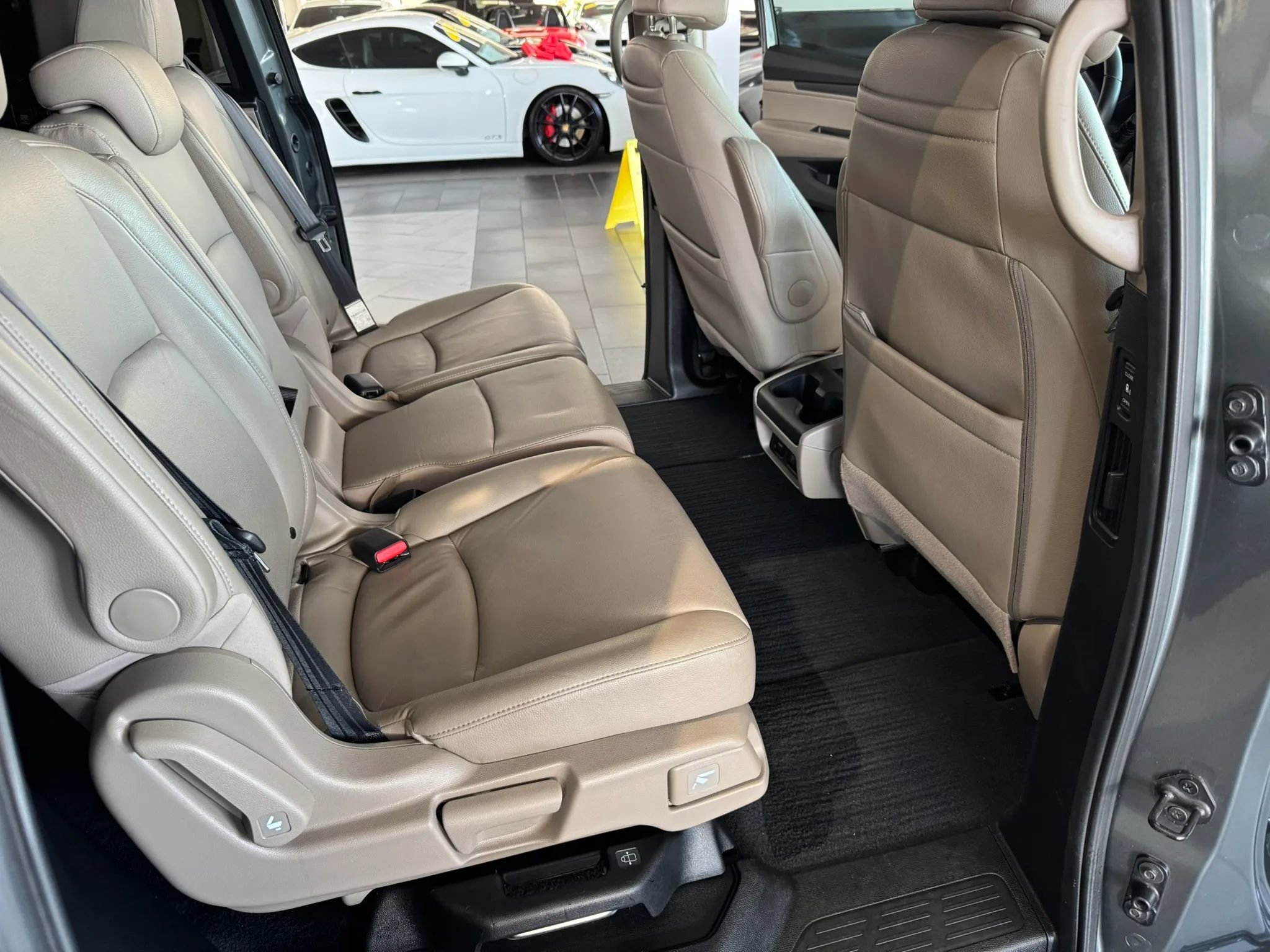 Used 2018 Honda Odyssey EX-L image 11