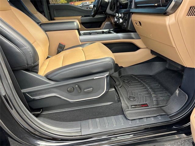 Used 2023 Ford F250 Lariat w/ Lariat Ultimate Package image 13