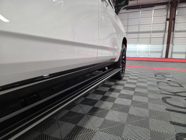 Used 2023 Cadillac Escalade ESV Sport Platinum w/ LPO, ONYX Package image 32