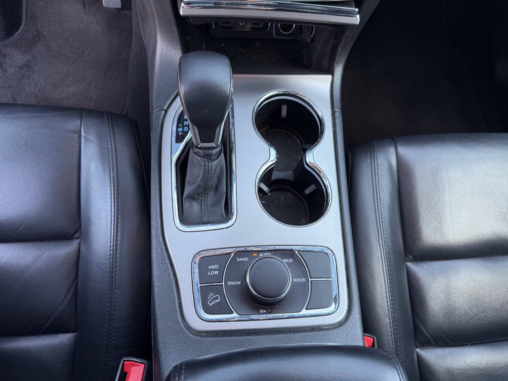 Used 2019 Jeep Grand Cherokee Limited AWD/4WD image 14