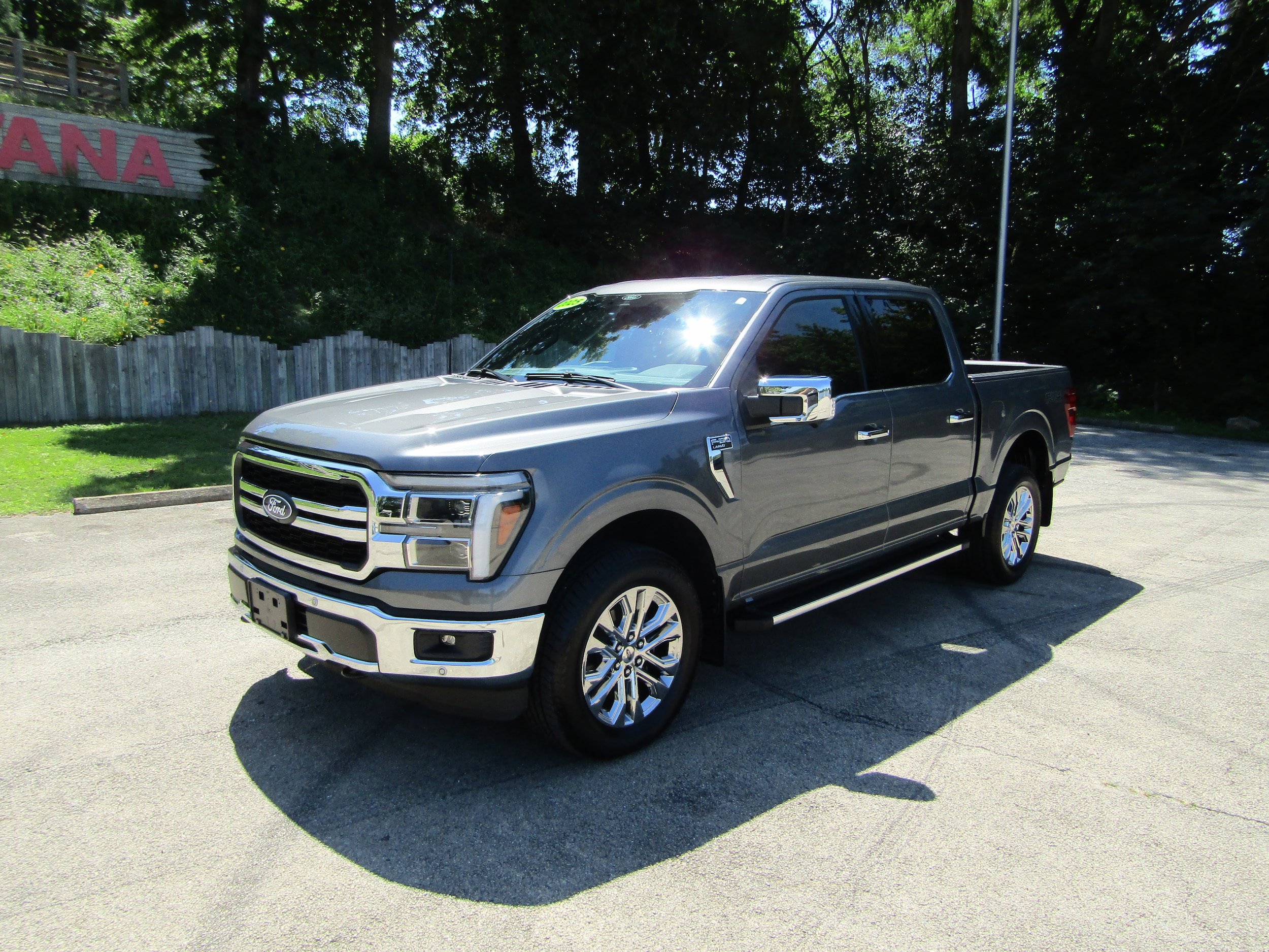 Used 2025 Ford F150 Lariat w/ Equipment Group 501A Mid AWD/4WD image 9