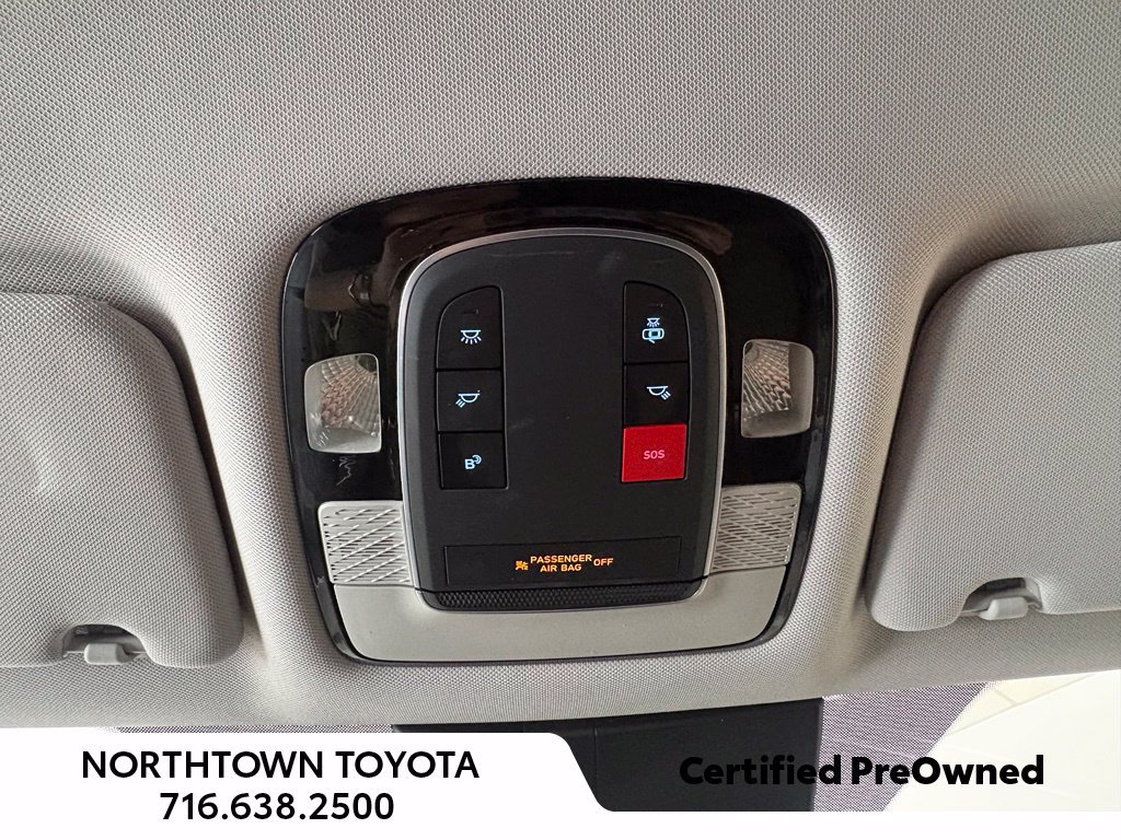 Used 2023 Toyota RAV4 XLE Premium AWD/4WD image 30