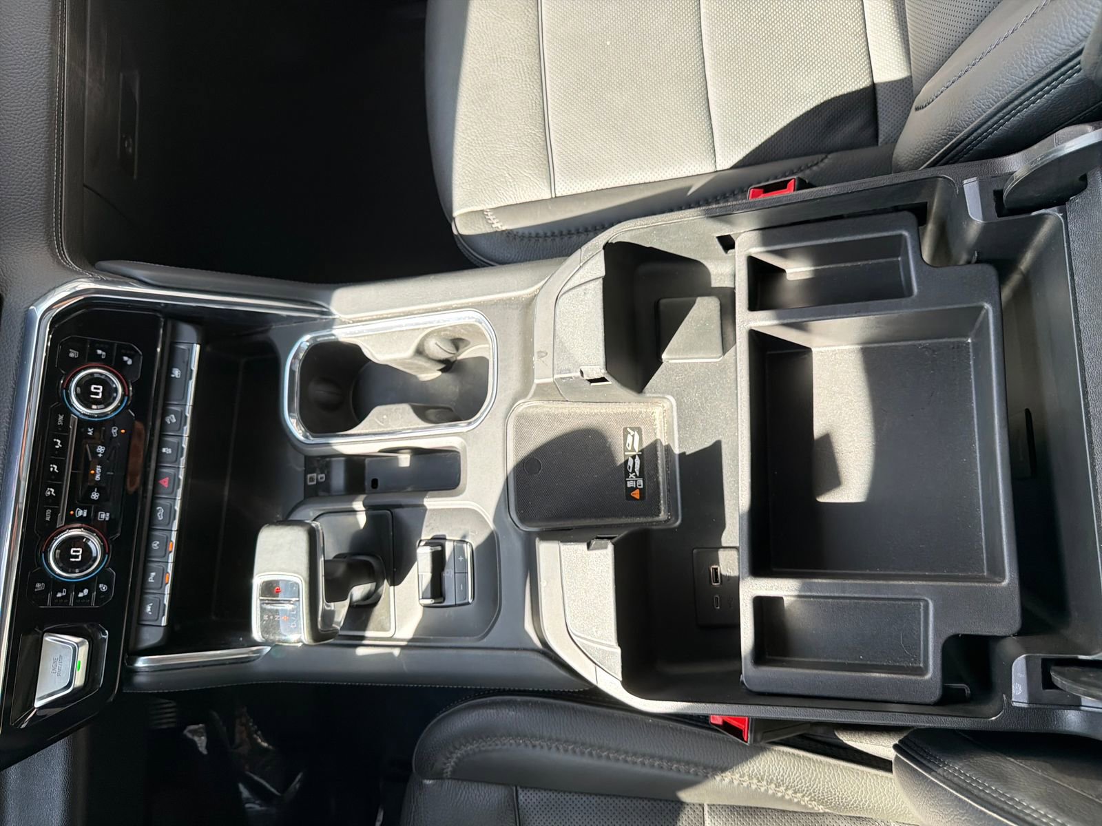 Used 2024 GMC Sierra 1500 Denali image 29