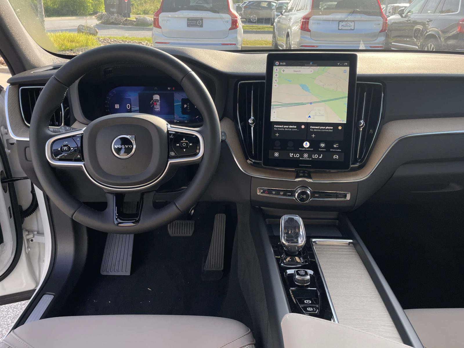 New 2026 Volvo XC60 B5 Plus w/ Protection Package Premier AWD/4WD image 4
