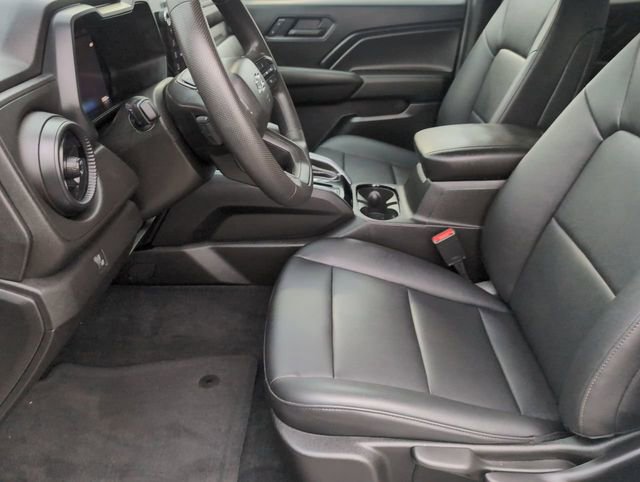 Used 2024 Chevrolet Colorado Trail Boss AWD/4WD image 18