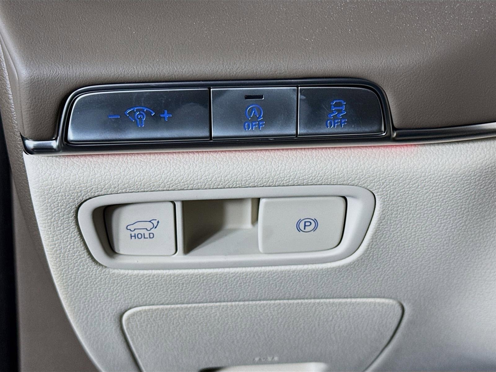 Certified 2024 Genesis GV80 3.5T Prestige Signature image 10