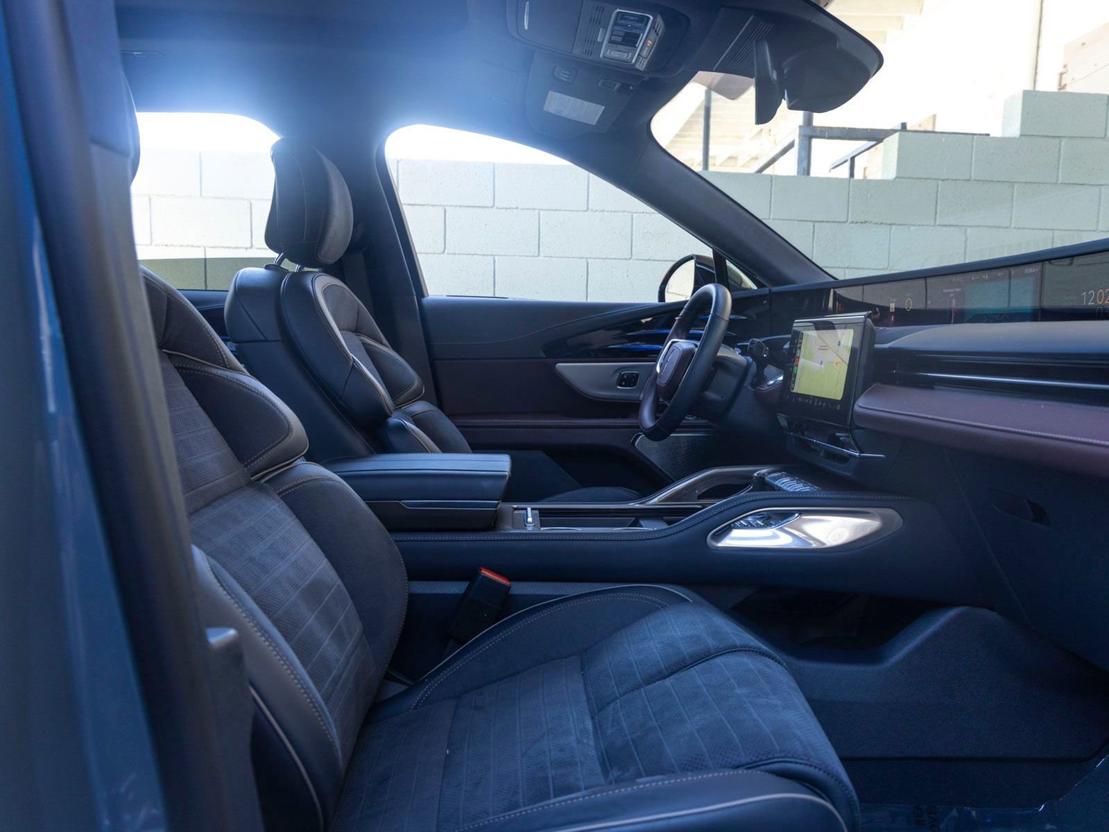 Used 2026 Lincoln Nautilus Black Label image 27