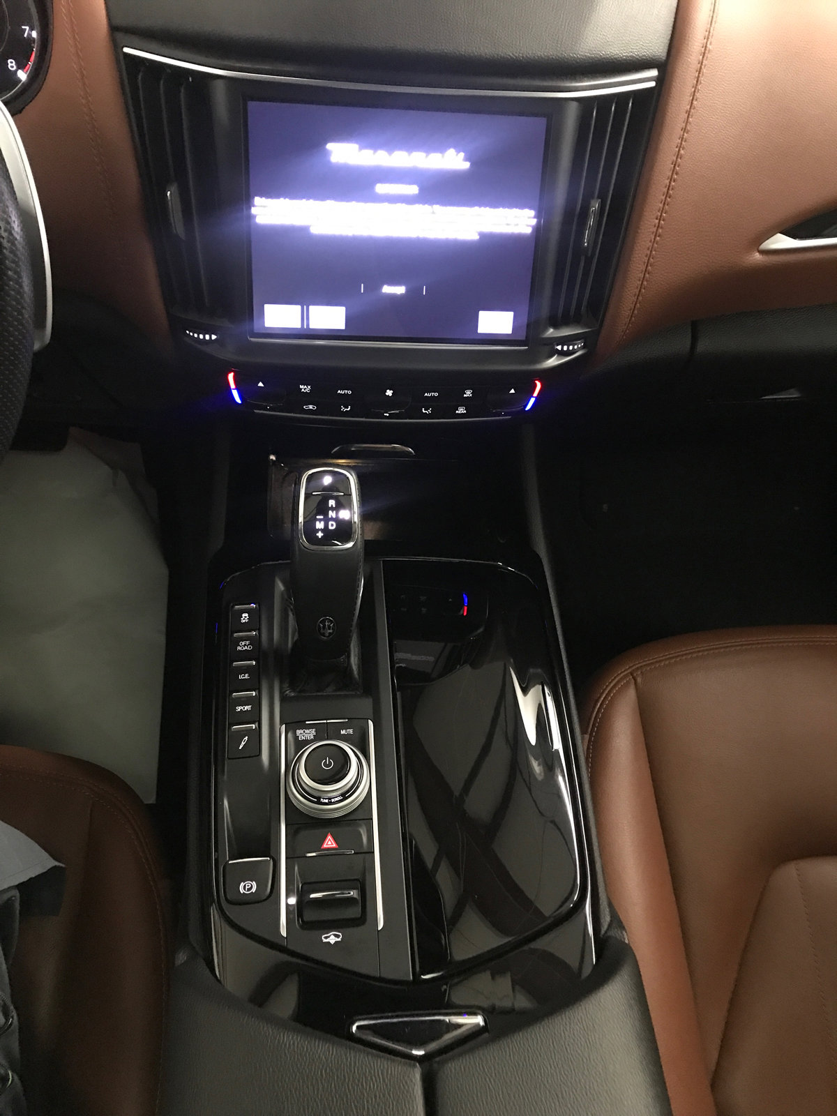 Used 2022 Maserati Levante GT AWD/4WD image 18