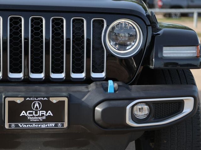 Used 2023 Jeep Wrangler Unlimited Sahara AWD/4WD image 8