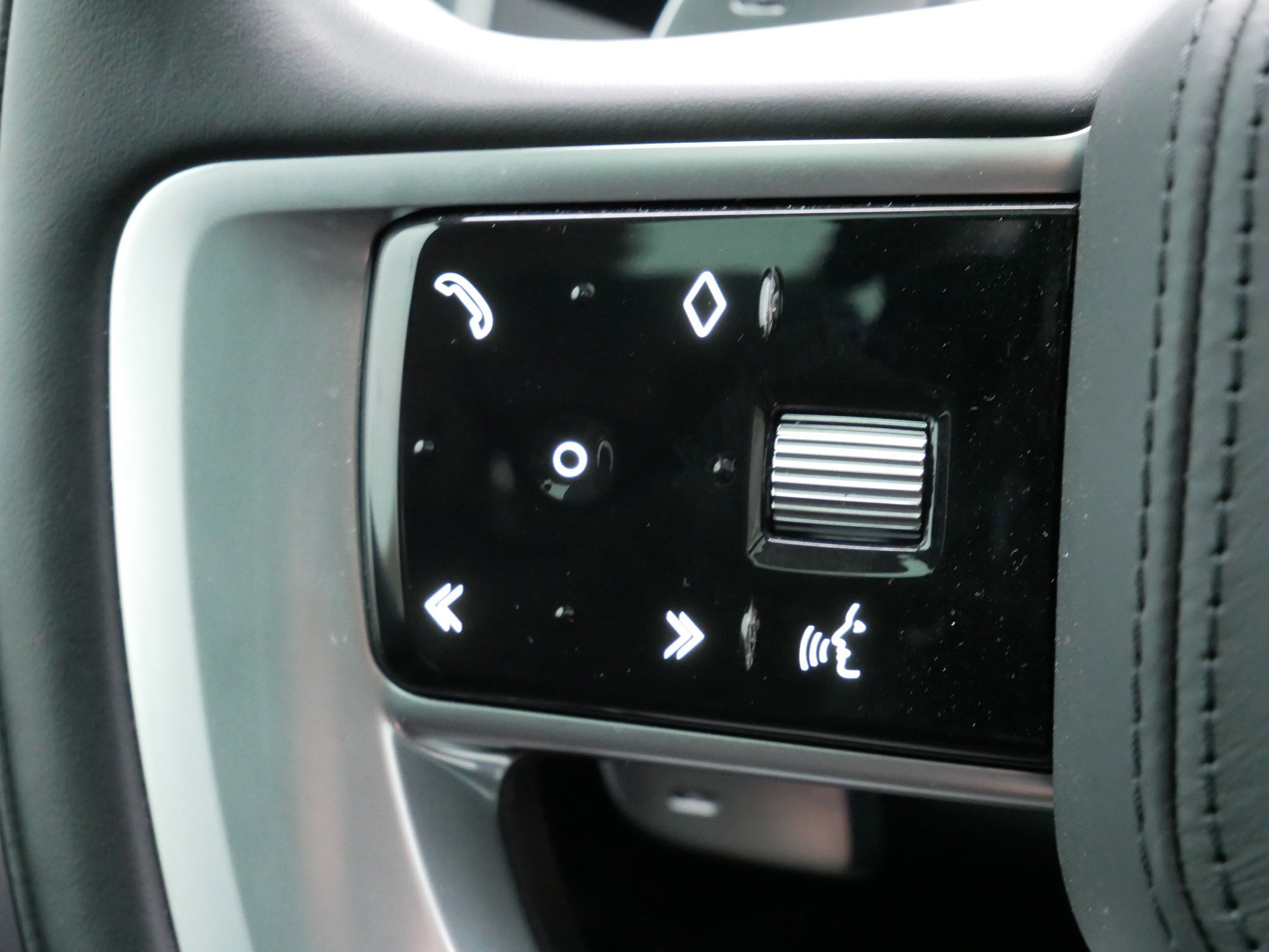 Used 2023 Land Rover Range Rover Autobiography image 23