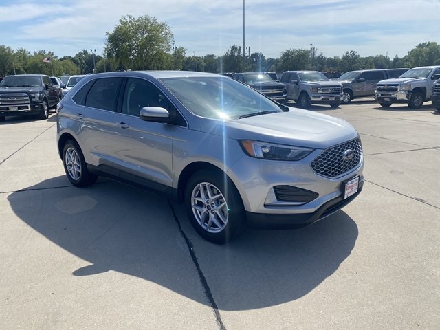 Certified 2023 Ford Edge SEL