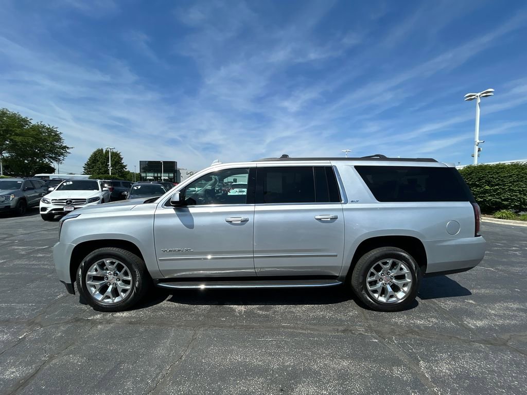 Used 2017 GMC Yukon XL SLT w/ Open Road Package AWD/4WD image 5
