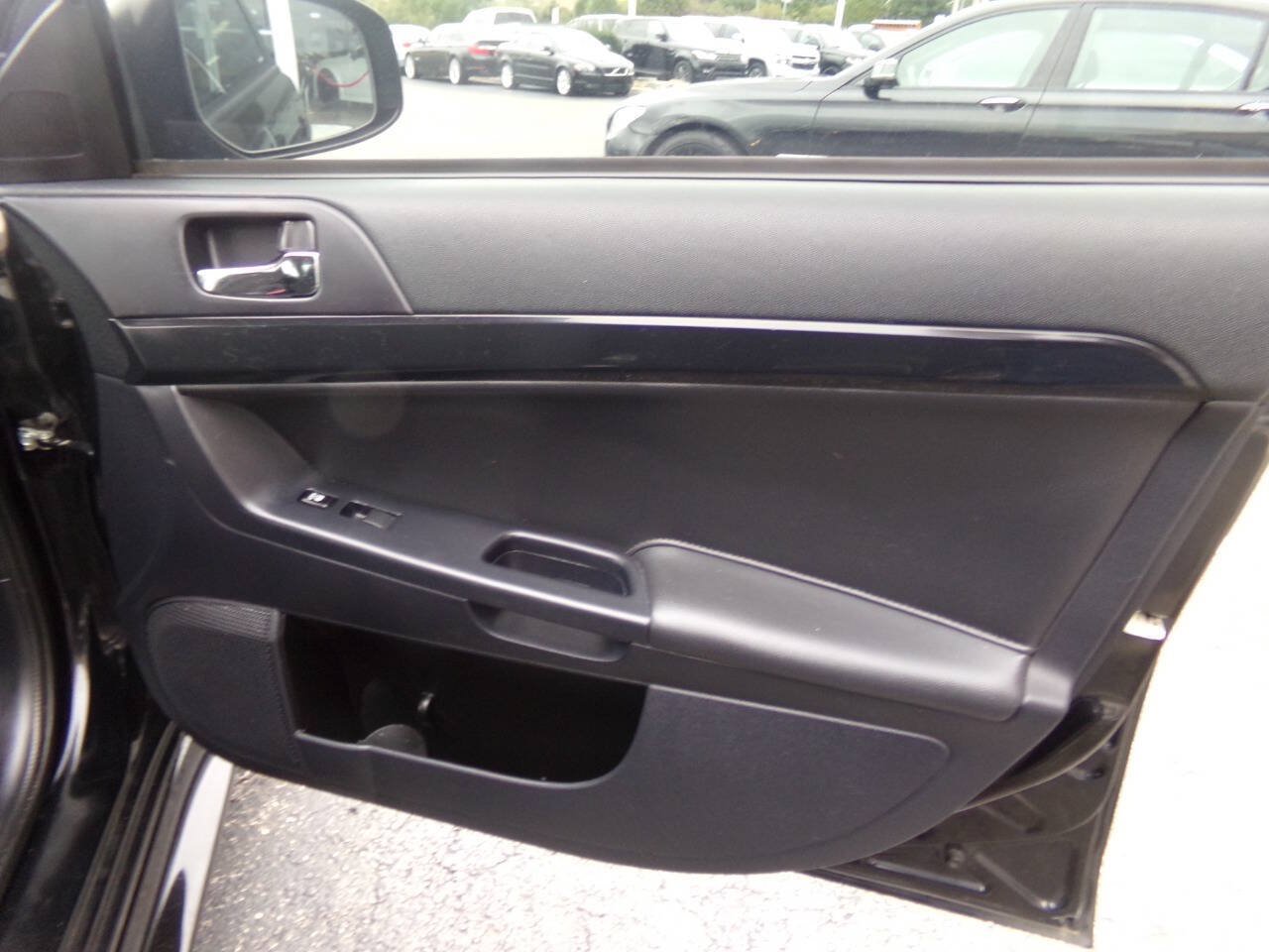 Used 2016 Mitsubishi Lancer ES FWD image 33