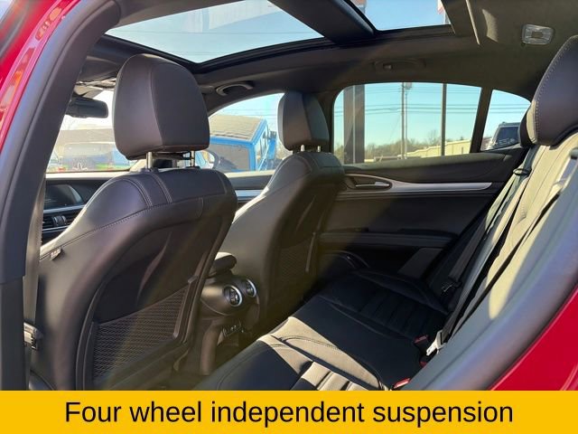 Used 2024 Alfa Romeo Stelvio Veloce image 22