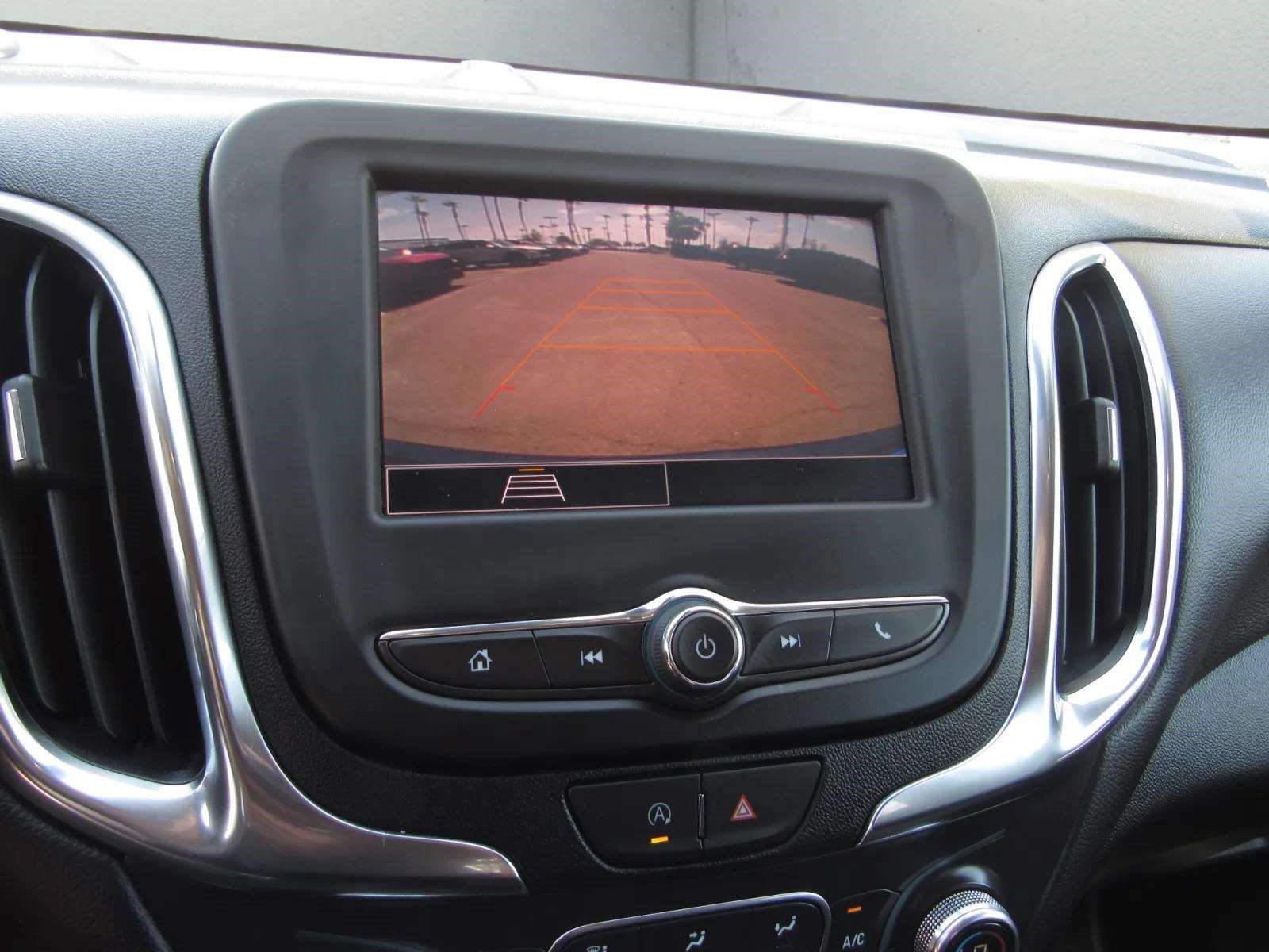 Used 2025 Chevrolet Traverse LT FWD image 20