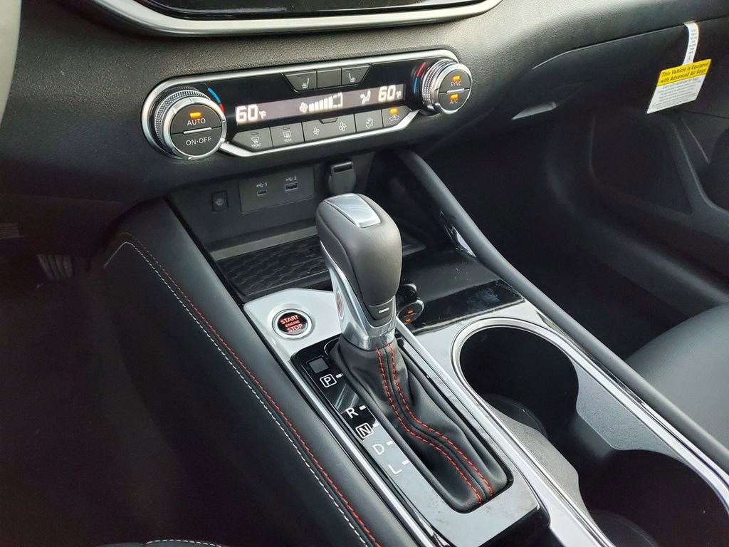 Used 2025 Nissan Altima 2.5 SR w/ SR Premium Package FWD image 10