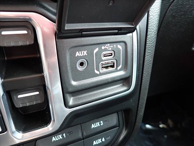 Used 2023 Jeep Wrangler Unlimited w/ Cold Weather Group AWD/4WD image 16