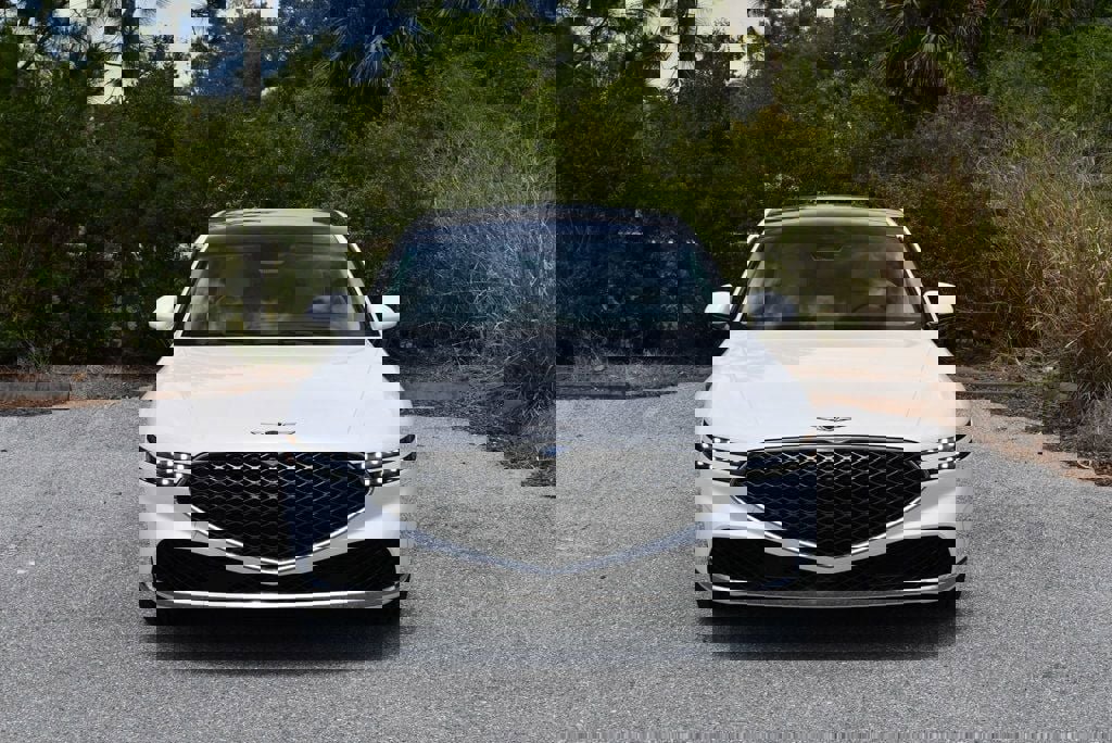 Used 2026 Genesis G90 3.5T image 27