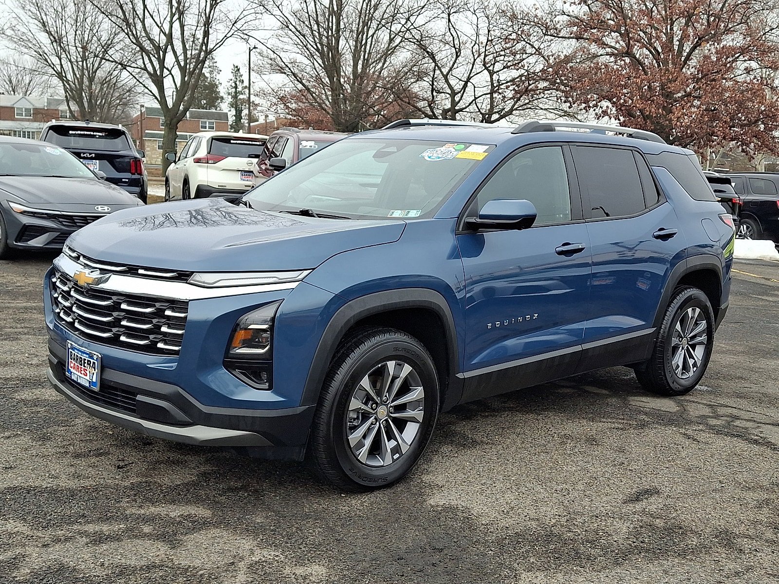 Used 2025 Chevrolet Equinox LT w/ Convenience Package II AWD/4WD image 3