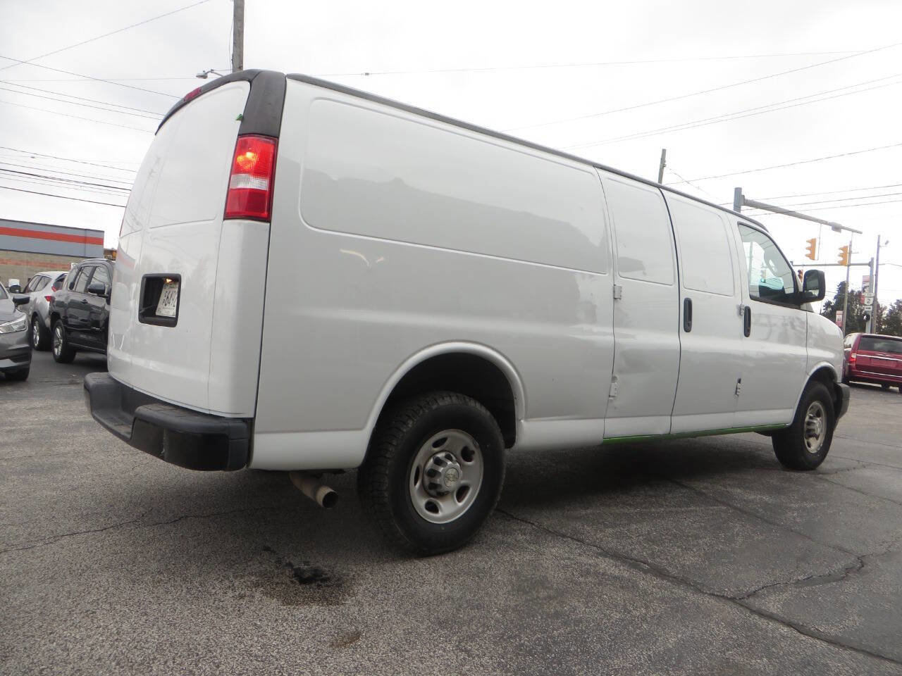 Used 2021 Chevrolet Express 2500 Extended w/ Driver Convenience Package image 2