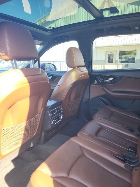 Used 2017 Audi Q7 3.0T Prestige w/ Prestige Package image 13