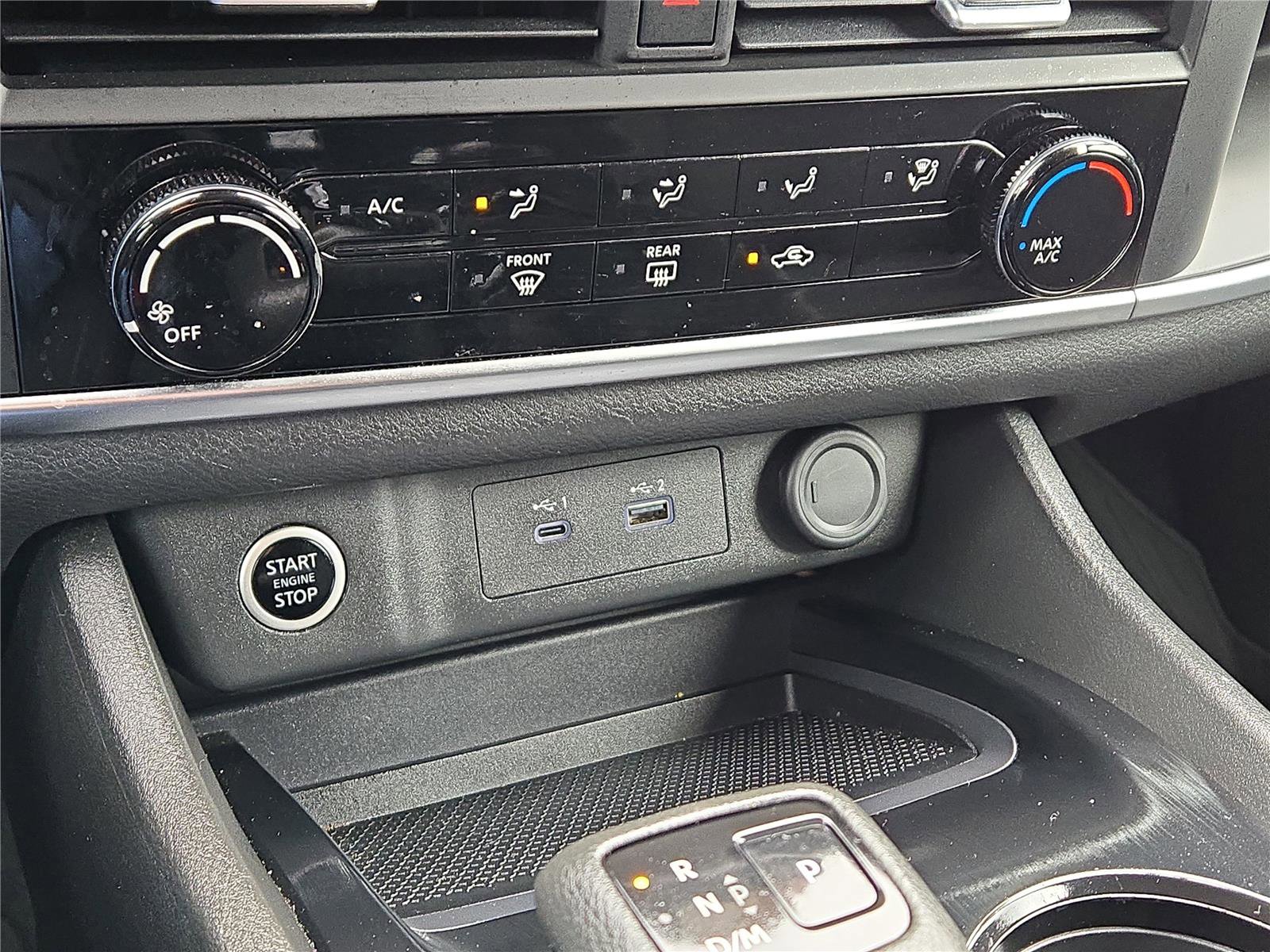 Used 2023 Nissan Rogue S FWD image 26
