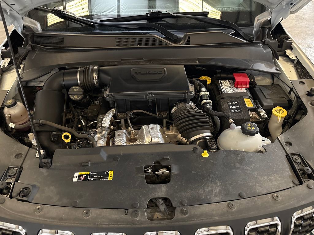 Used 2024 Jeep Compass Latitude w/ Convenience Group image 22