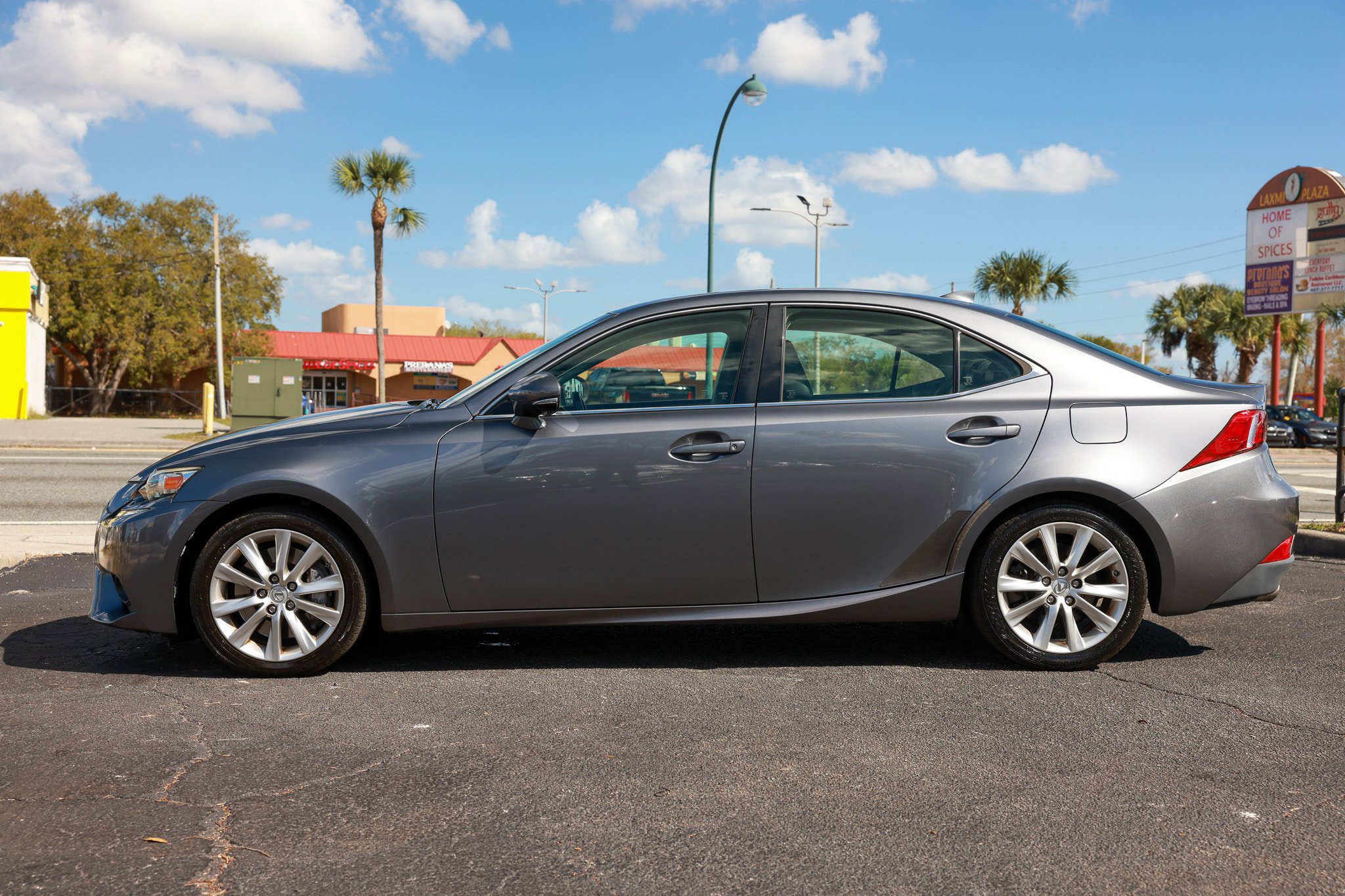 Used 2016 Lexus IS 200t image 8