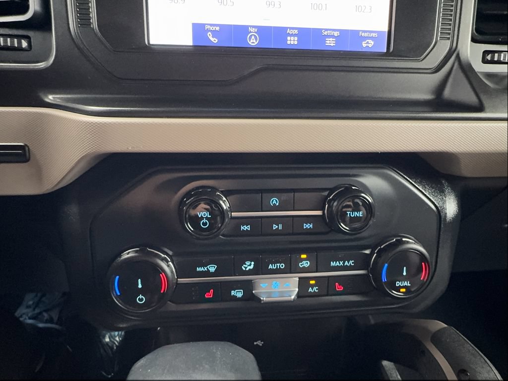 Used 2022 Ford Bronco Big Bend w/ Sasquatch Package AWD/4WD image 48