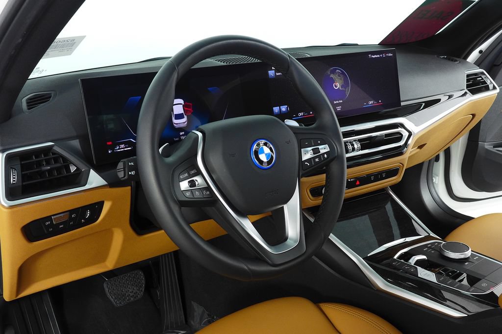 Used 2024 BMW 330e w/ Convenience Package RWD image 31