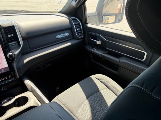 New 2026 RAM 3500 Big Horn AWD/4WD image 35