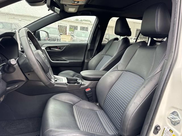 Used 2021 Toyota RAV4 XSE AWD/4WD image 21