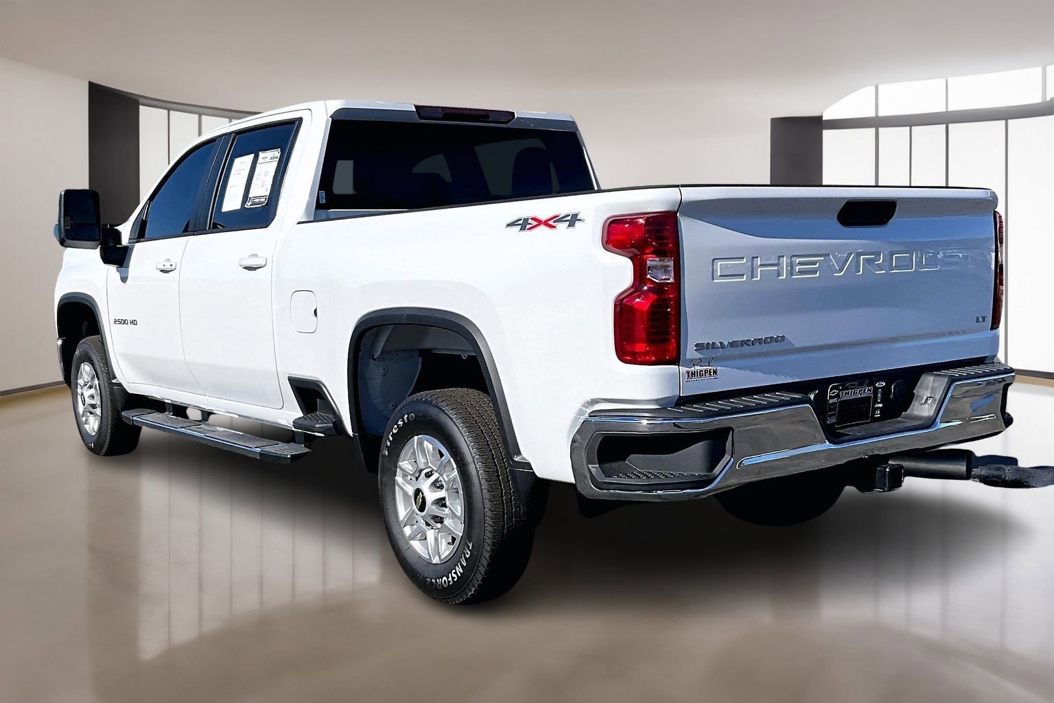 Used 2025 Chevrolet Silverado 2500 LT w/ Convenience Package image 4