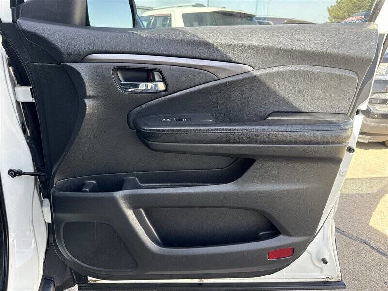 Used 2017 Honda Pilot EX-L image 24