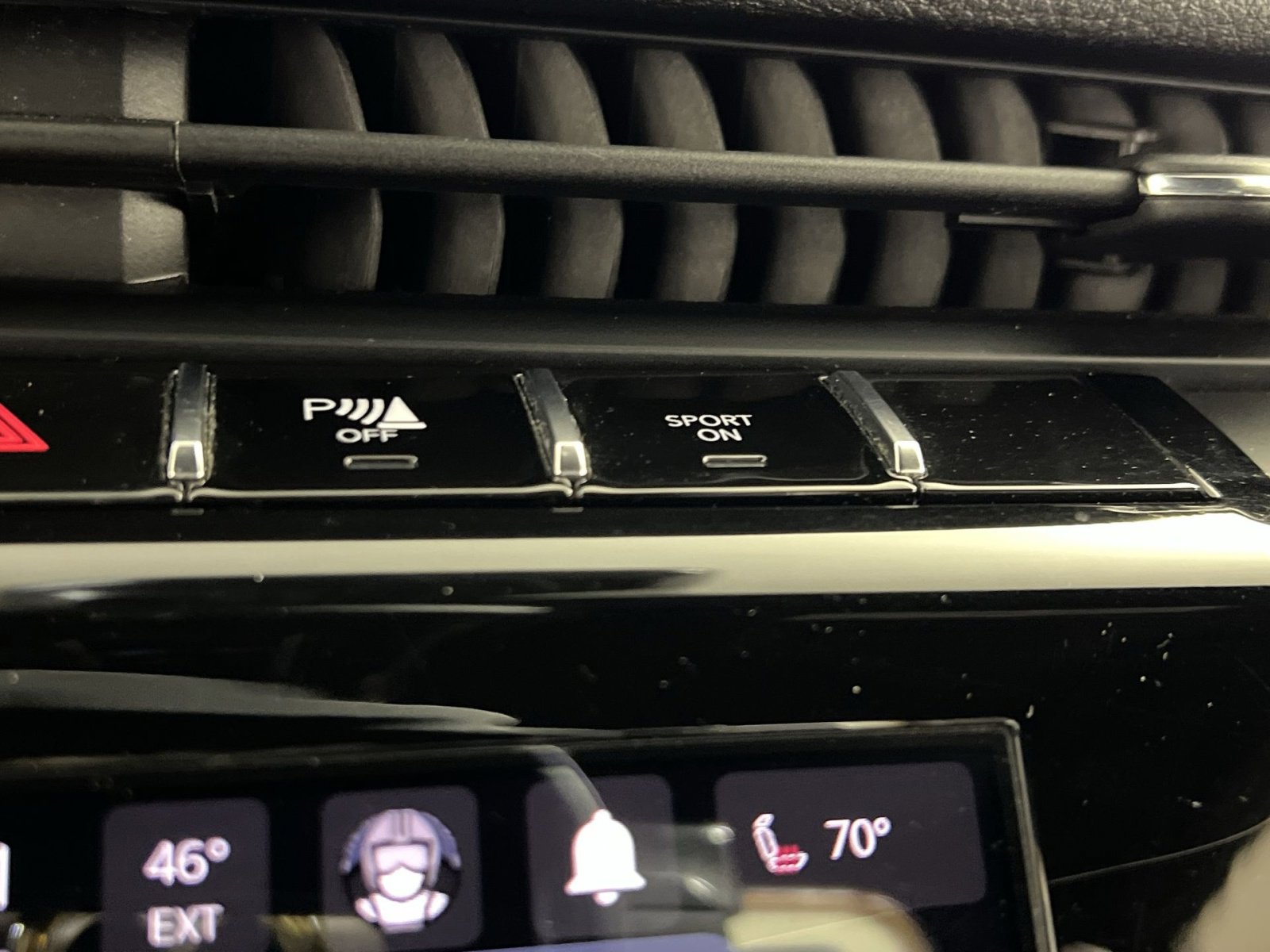 Used 2023 Jeep Grand Cherokee L Laredo image 34