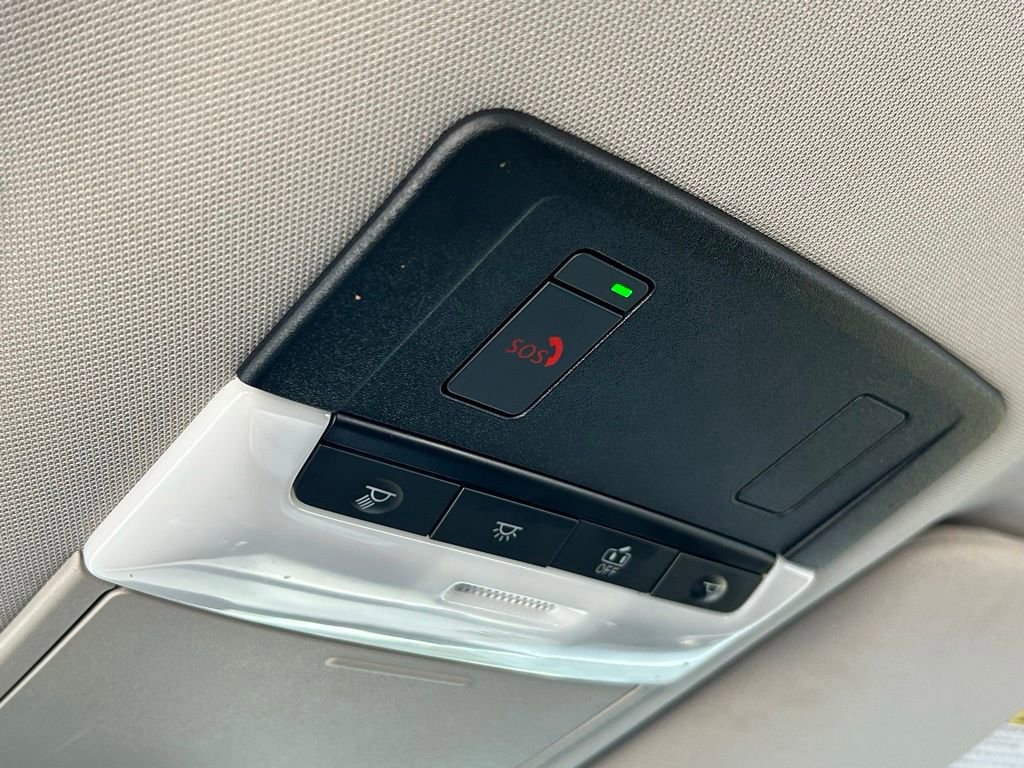 Used 2025 Nissan Pathfinder SV image 57