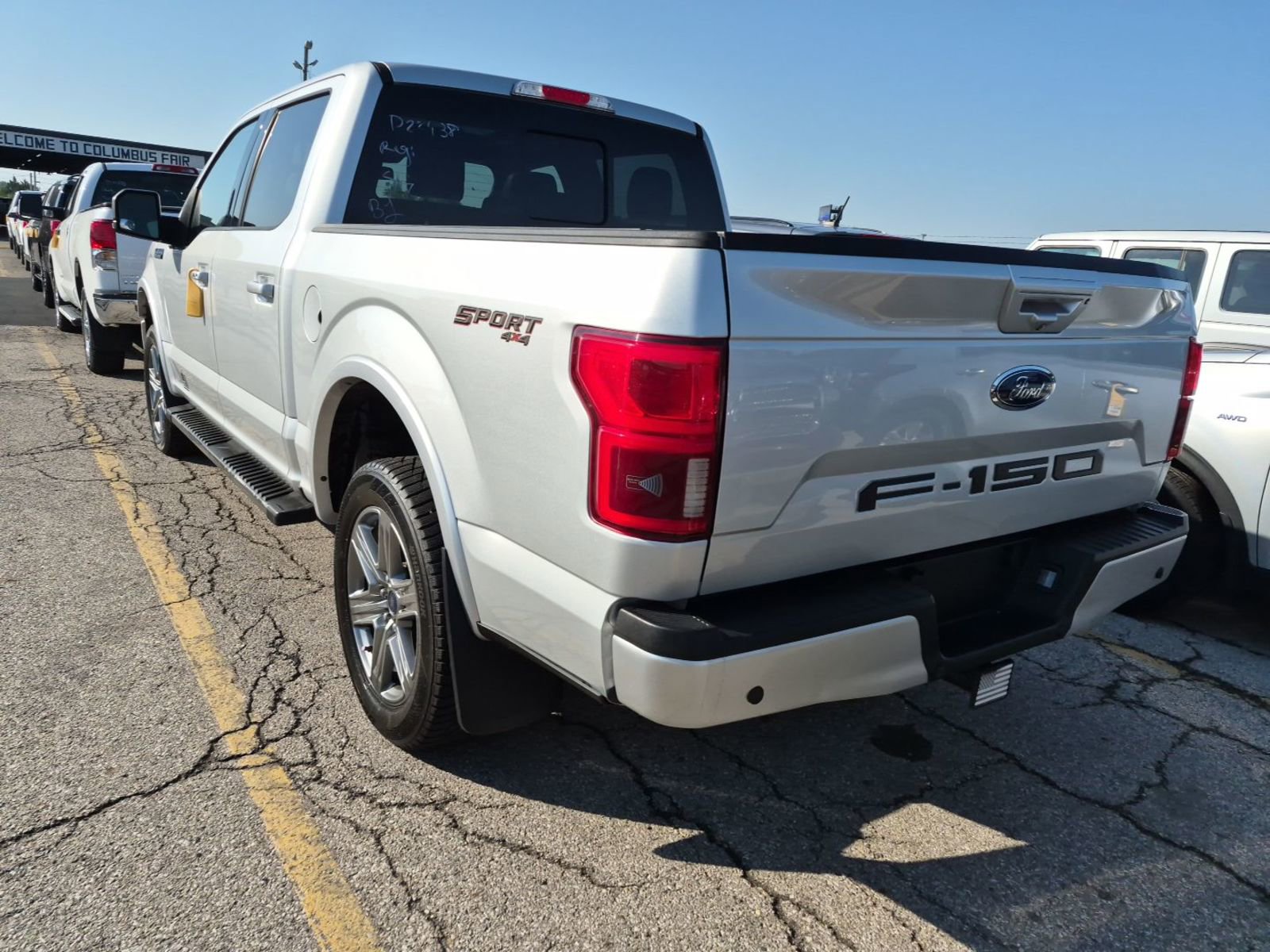 Used 2018 Ford F150 Lariat w/ Equipment Group 502A Luxury AWD/4WD image 4