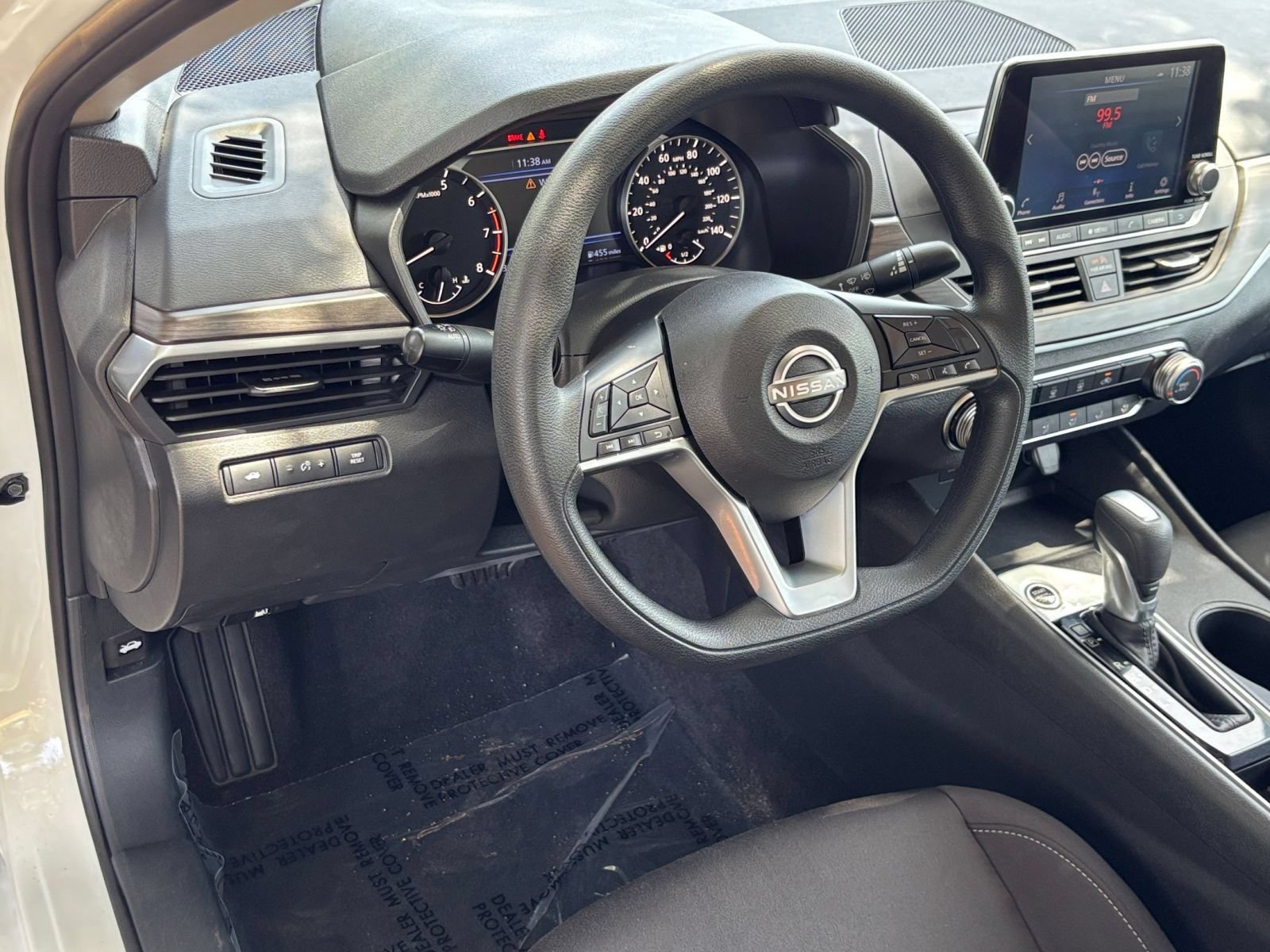 Used 2025 Nissan Altima 2.5 SV FWD image 29