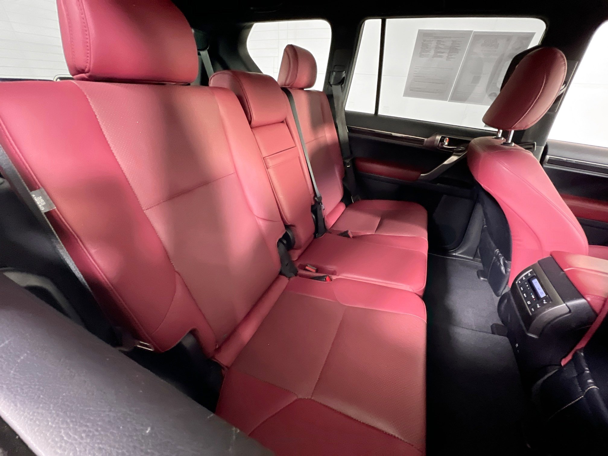 Used 2023 Lexus GX 460 Premium w/ Premium Package image 26