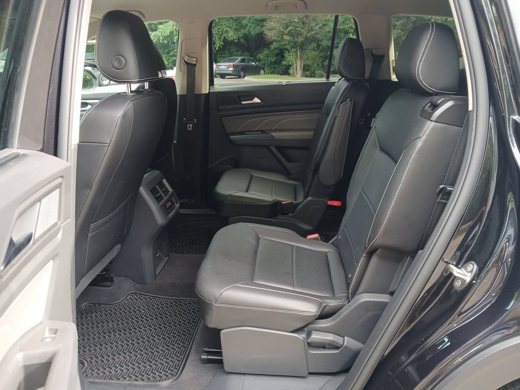Used 2023 Volkswagen Atlas SE AWD/4WD image 24